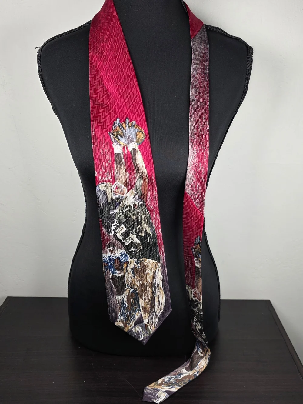 Richard Wallich Touchdown 100% Silk Football Art Tie